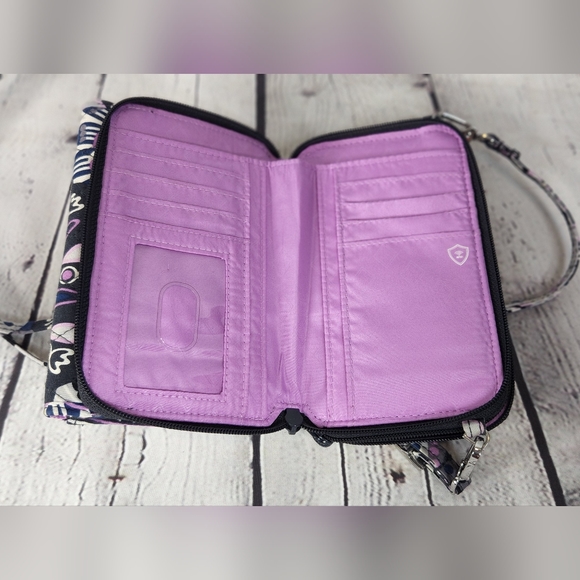 Vera Bradley Small Floral Crossbody Tri Fold - Picture 2 of 3